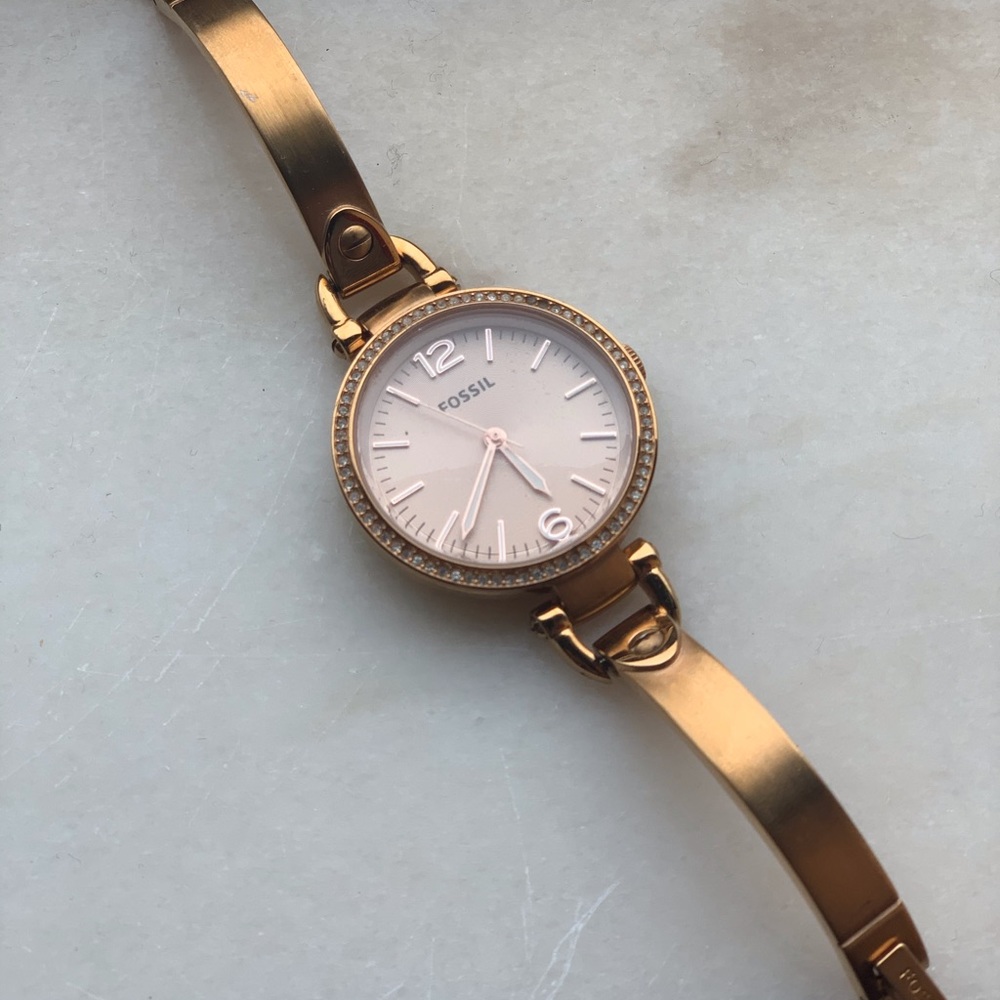 Fossil Watch - Picture 1 of 1